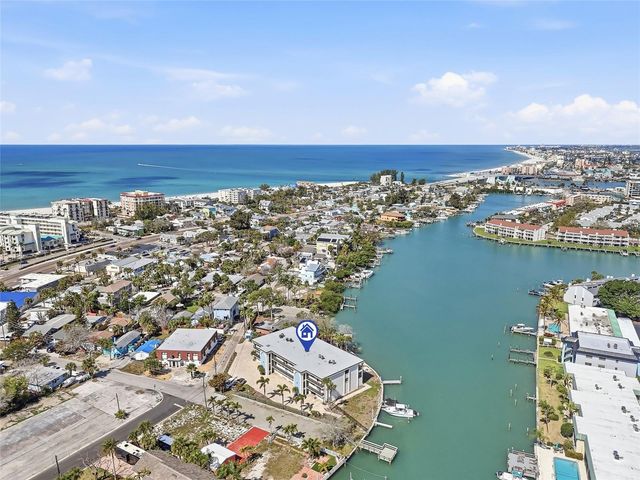 11901 LAGOON LANE 202, Treasure Island, FL 33706