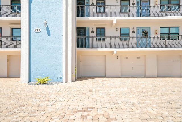 11901 LAGOON LANE 202, Treasure Island, FL 33706