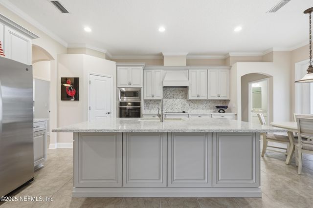 12829 OXFORD CROSSING Drive, Jacksonville, FL 32224