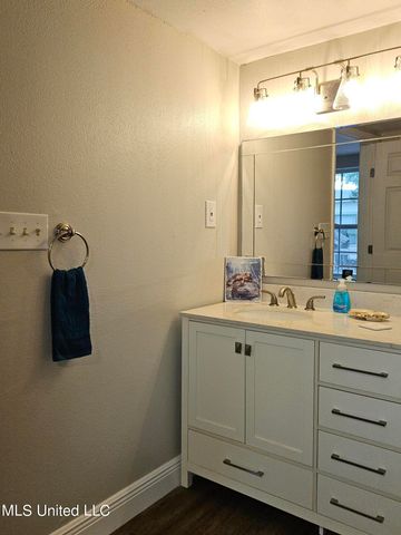 2548 Bryn Mawr Avenue, Biloxi, MS 39531