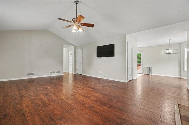 363 Oak Glen Drive, Dallas, GA 30132