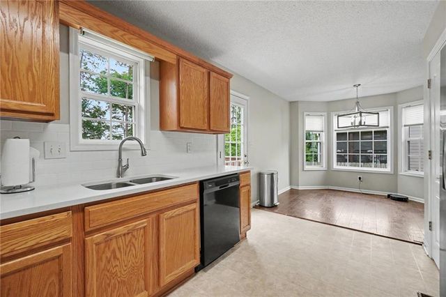363 Oak Glen Drive, Dallas, GA 30132