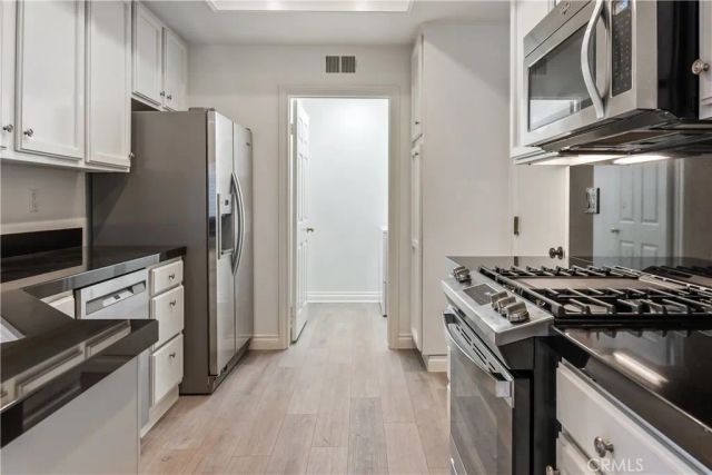 275 Haverfield, Newport Beach, CA 92660