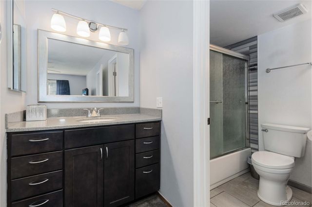 5657 S Oak Street, Littleton, CO 80127