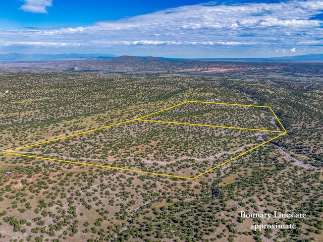 95 Grenfell Ranch, Cerrillos, NM 87010