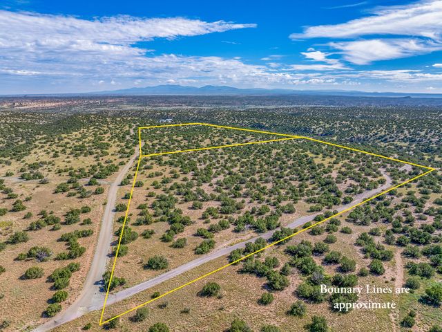 95 Grenfell Ranch, Cerrillos, NM 87010