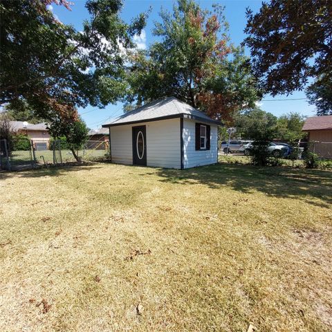1253 Willow Glen Drive, Dallas, TX 75232