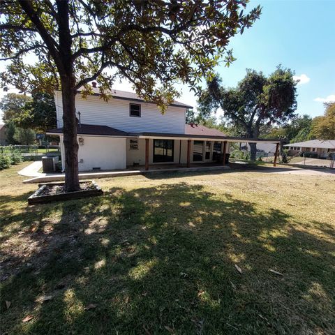 1253 Willow Glen Drive, Dallas, TX 75232