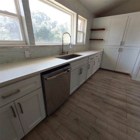 1253 Willow Glen Drive, Dallas, TX 75232