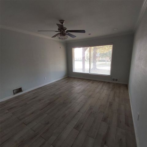 1253 Willow Glen Drive, Dallas, TX 75232