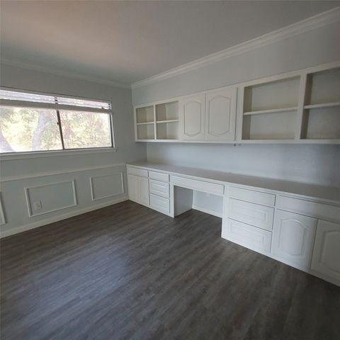 1253 Willow Glen Drive, Dallas, TX 75232