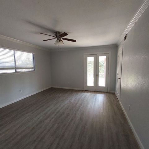1253 Willow Glen Drive, Dallas, TX 75232