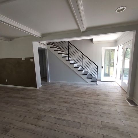 1253 Willow Glen Drive, Dallas, TX 75232