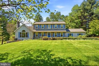 124 RIDGEWOOD CIR, Downingtown, PA 19335