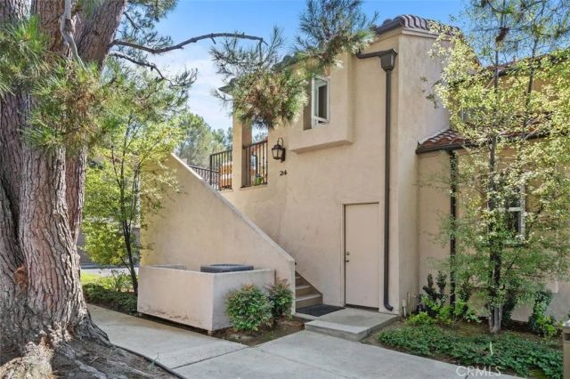 24 Corsica Drive, Newport Beach, CA 92660