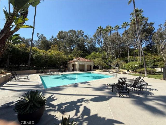 24 Corsica Drive, Newport Beach, CA 92660
