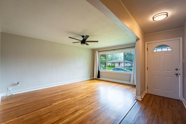 7142 Colorado Avenue, Hammond, IN 46323
