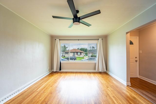 7142 Colorado Avenue, Hammond, IN 46323