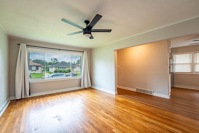 7142 Colorado Avenue, Hammond, IN 46323