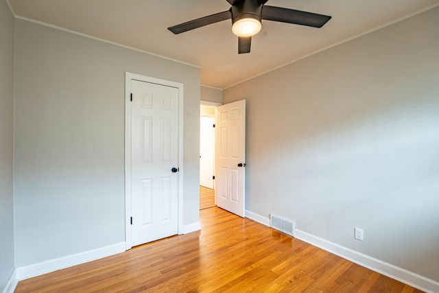 7142 Colorado Avenue, Hammond, IN 46323