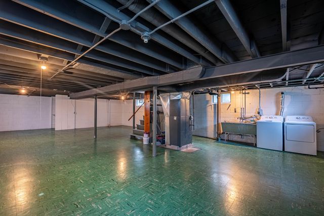 7142 Colorado Avenue, Hammond, IN 46323