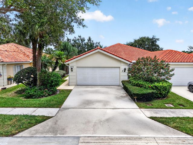 2774 Livingston Lane, West Palm Beach, FL 33411