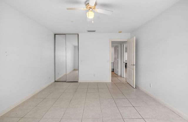 2774 Livingston Lane, West Palm Beach, FL 33411