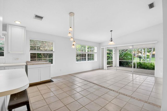2774 Livingston Lane, West Palm Beach, FL 33411