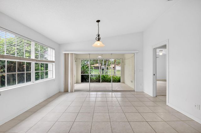 2774 Livingston Lane, West Palm Beach, FL 33411