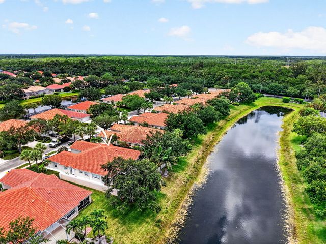 2774 Livingston Lane, West Palm Beach, FL 33411