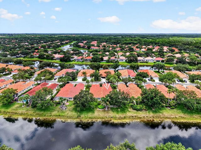 2774 Livingston Lane, West Palm Beach, FL 33411