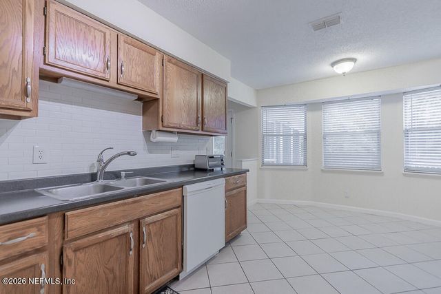 3653 NEWCASTLE CREEK Drive, Jacksonville, FL 32277