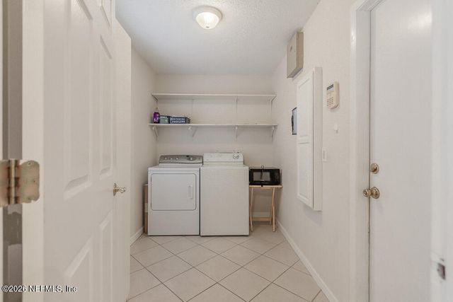 3653 NEWCASTLE CREEK Drive, Jacksonville, FL 32277