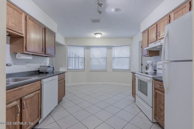 3653 NEWCASTLE CREEK Drive, Jacksonville, FL 32277