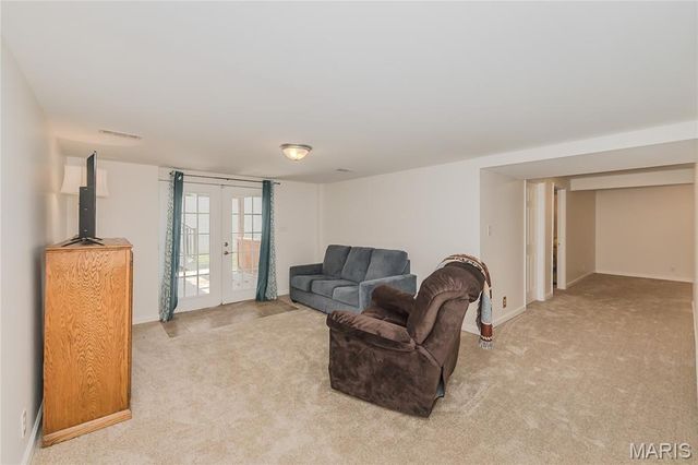 2235 Silver Lake Estates Drive, Pacific, MO 63069