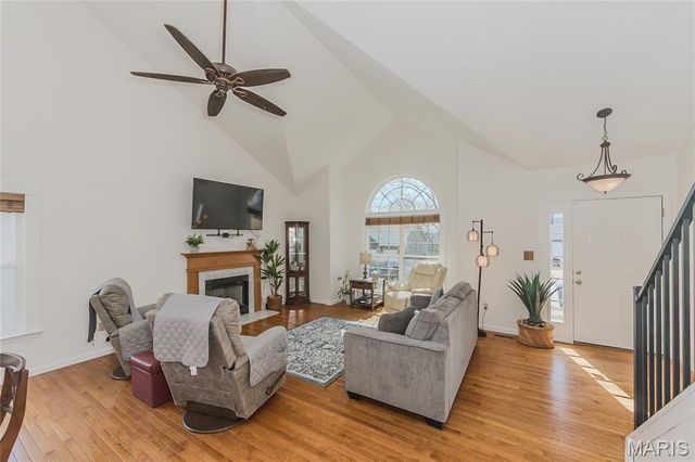 2235 Silver Lake Estates Drive, Pacific, MO 63069