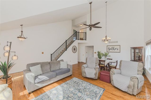 2235 Silver Lake Estates Drive, Pacific, MO 63069