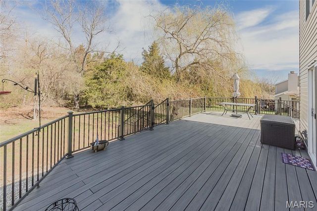 2235 Silver Lake Estates Drive, Pacific, MO 63069