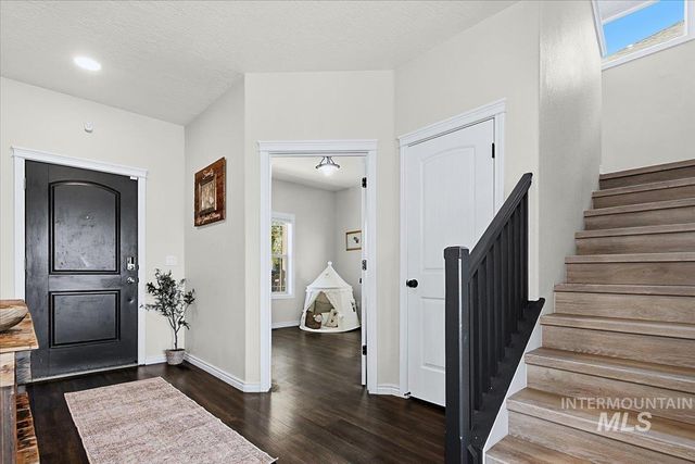406 Triumph Drive, Middleton, ID 83644