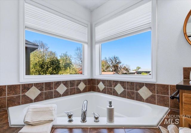 406 Triumph Drive, Middleton, ID 83644