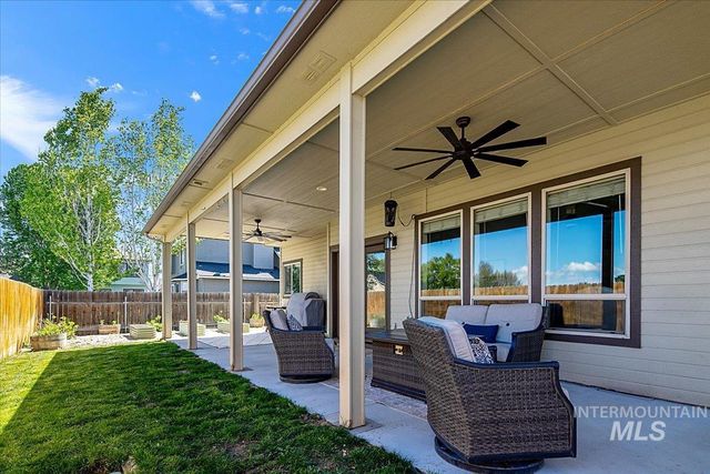 406 Triumph Drive, Middleton, ID 83644