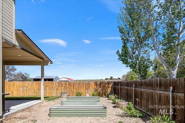 406 Triumph Drive, Middleton, ID 83644