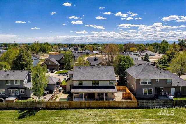 406 Triumph Drive, Middleton, ID 83644