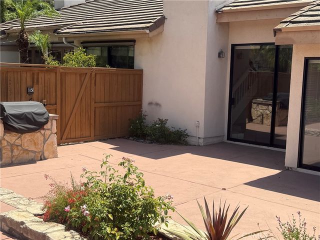 1782 Del Prado, Pomona, CA 91768