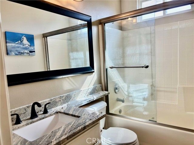 190 Via Vicini, Rancho Santa Margarita, CA 92688