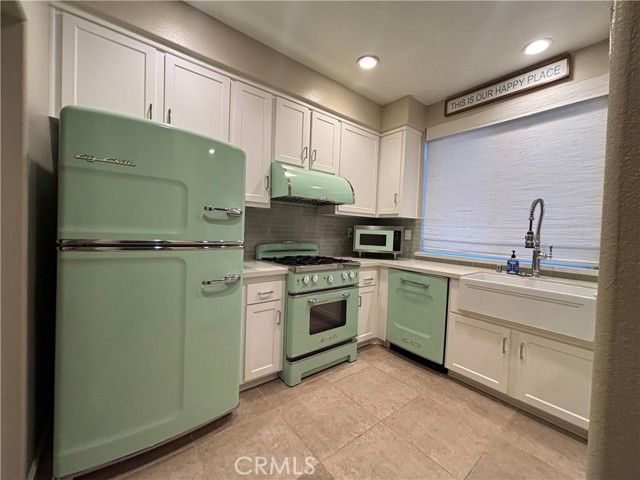 190 Via Vicini, Rancho Santa Margarita, CA 92688