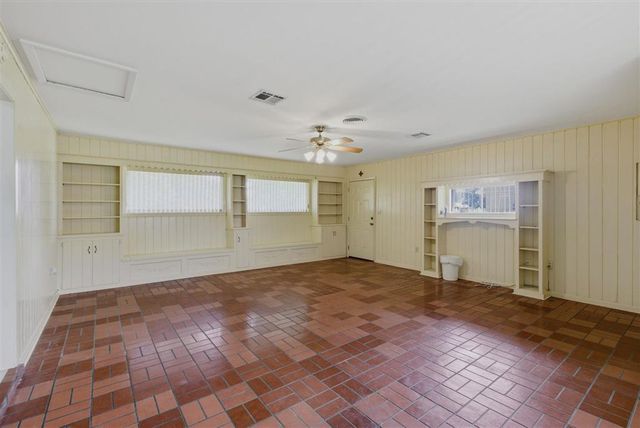 727 Julius Street, Lake Charles, LA 70605