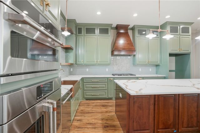 1511 Cape Velero Dr, Rockport, TX 78382