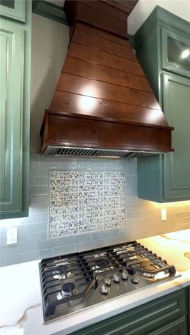 1511 Cape Velero Dr, Rockport, TX 78382