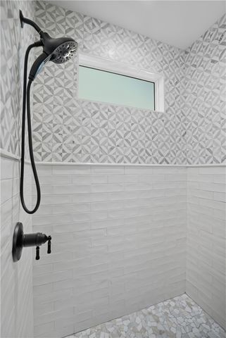 1511 Cape Velero Dr, Rockport, TX 78382